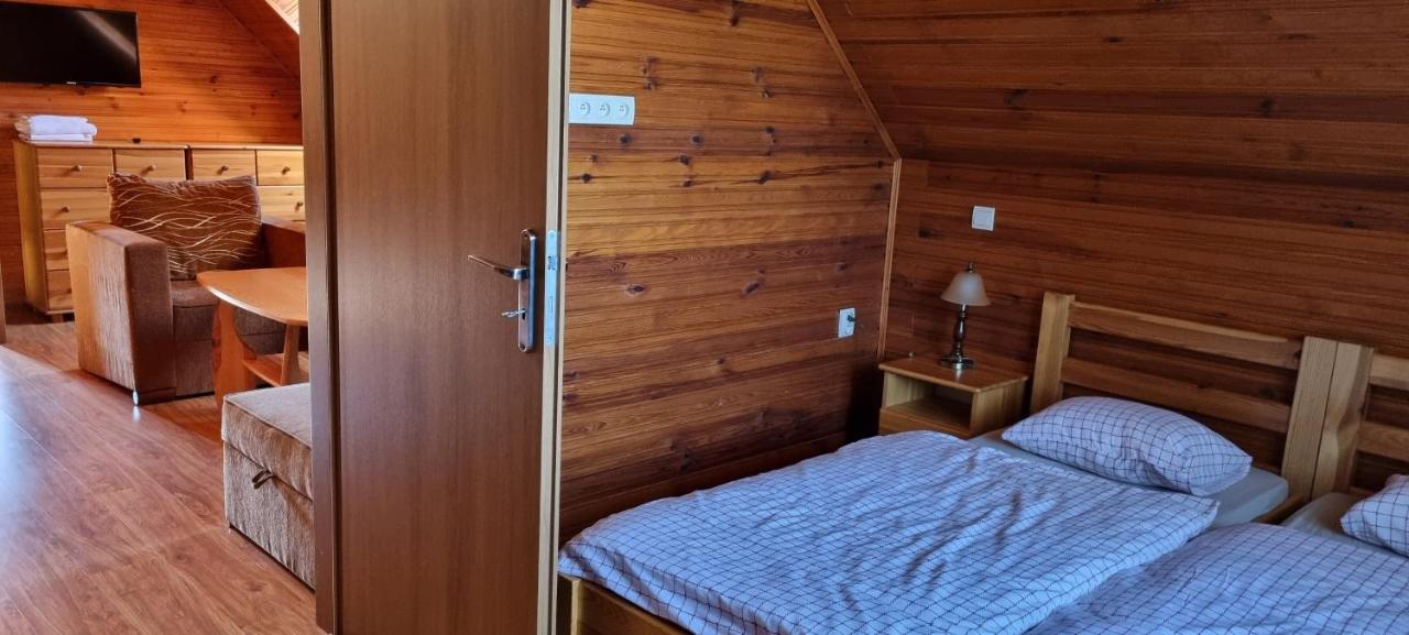 Chata Linia Kokava nad Rimavicou Zewnętrze zdjęcie